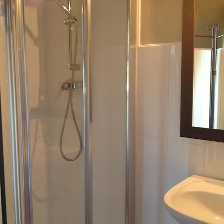 Locanda San Lorenzo Roddino Habitación foto